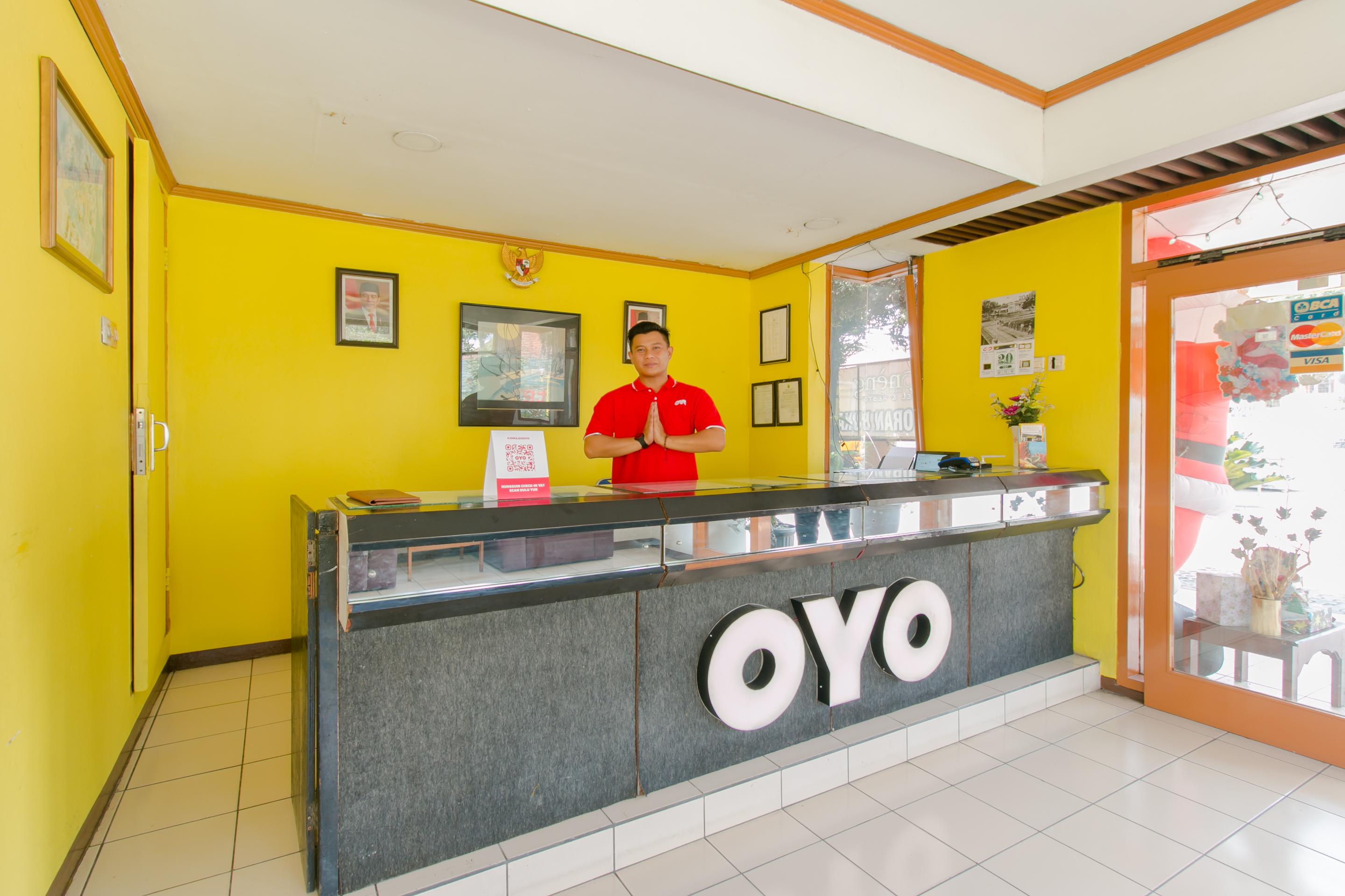 Oyo 1996 Koneng Hotel Cibodas Екстер'єр фото