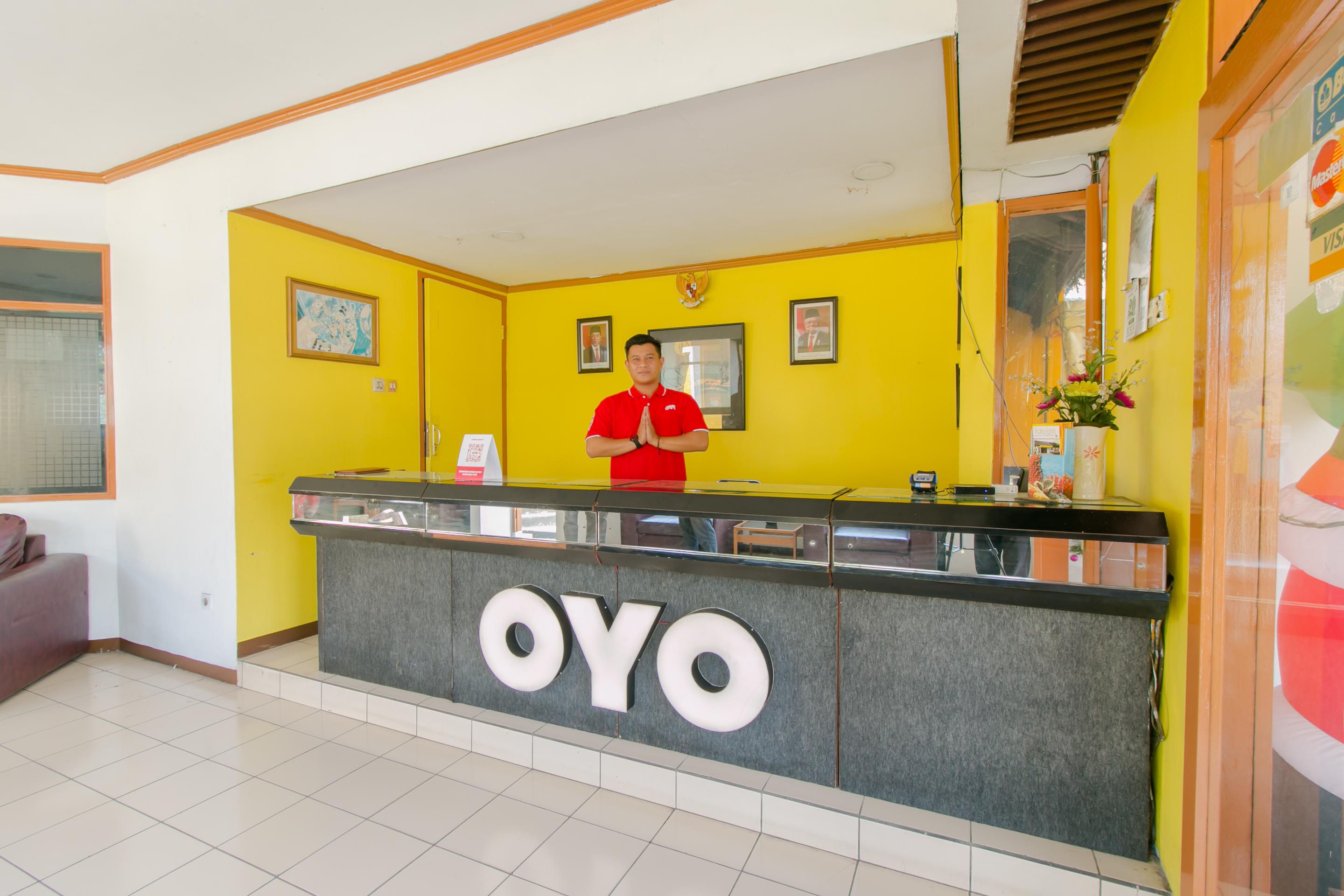 Oyo 1996 Koneng Hotel Cibodas Екстер'єр фото