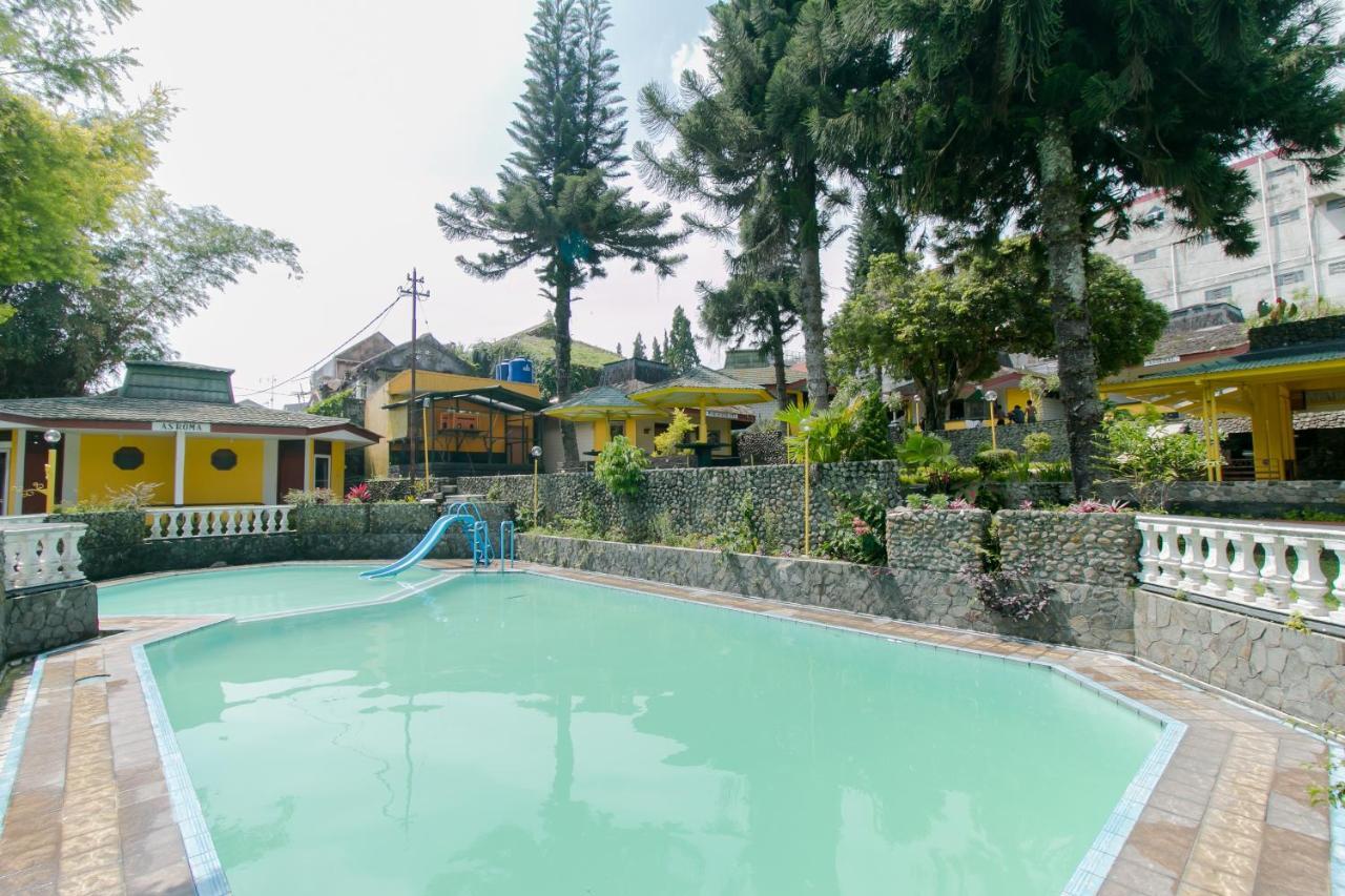 Oyo 1996 Koneng Hotel Cibodas Екстер'єр фото